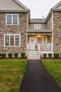 96 Essex Cir #23 Raynham, MA 02767