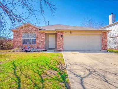 496 Hometown PKWY Kyle, TX 78640