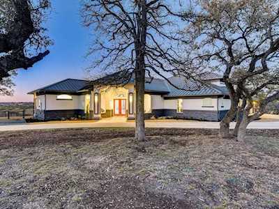 310 Napa CT Driftwood, TX 78619