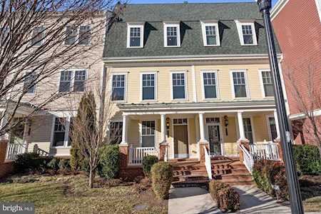 724 Diamond Ave Alexandria, VA 22301