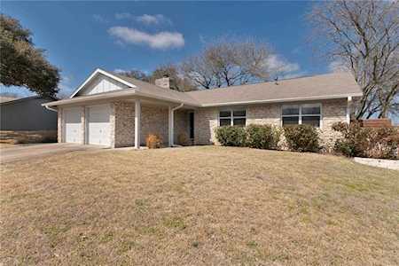 2700 Nordham DR Austin, TX 78745