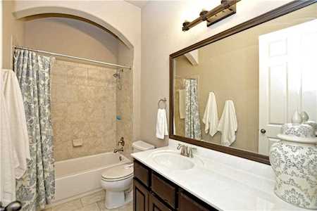 504 Wester Ross LN Lakeway, TX 78738