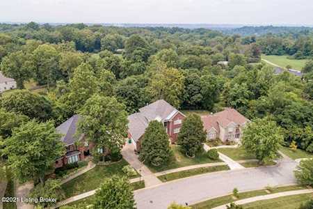 5012 Wolfpen Woods Dr Prospect, KY 40059