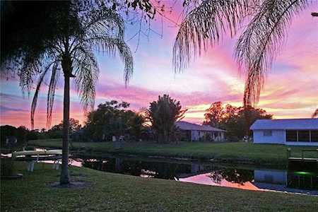 136 Annapolis Ln Rotonda West, FL 33947