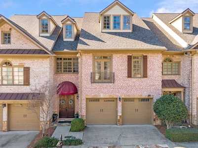 6273 Clapham Ln Johns Creek, GA 30097