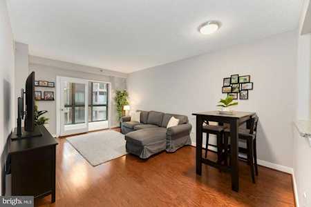 1045 Utah St #2-305 Arlington, VA 22201