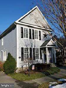 613D Old County Rd Severna Park, MD 21146