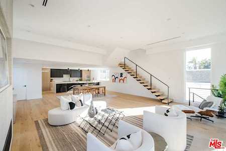 658 California Avenue Venice, CA 90291