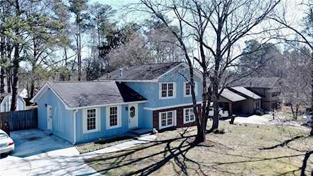 2654 Brocklin Dr Grayson, GA 30017
