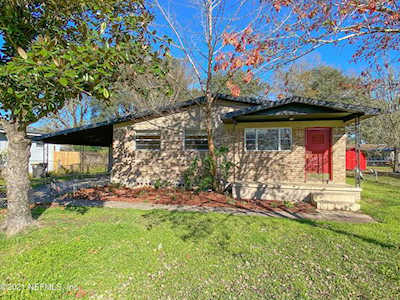 4457 Ish Brant Rd Jacksonville, FL 32210