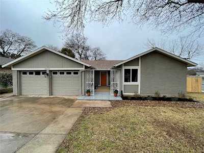 2800 Bushnell DR Austin, TX 78745