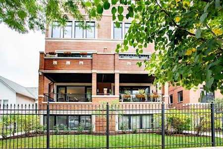 2133 N Campbell Ave #1B Chicago, IL 60647