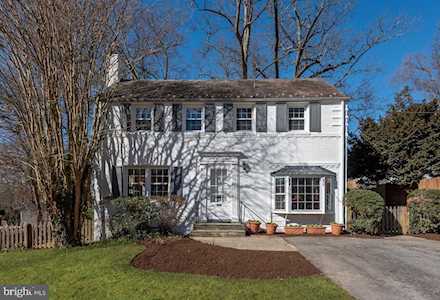 6121 Wynnwood Rd Bethesda, MD 20816