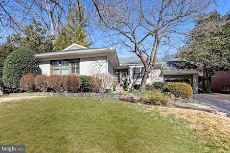 5109 Marlyn Dr Bethesda, MD 20816