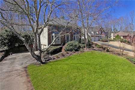 815 Deep Lake Dr NW Kennesaw, GA 30144