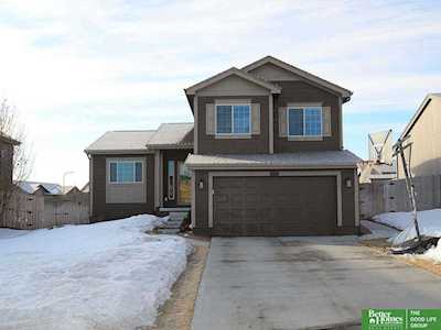 6619 Michael Circle Papillion, NE 68157