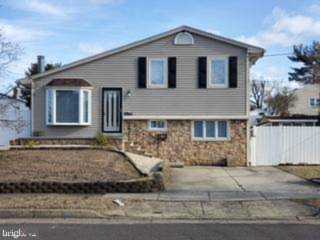 2626 Finlaw Ave Pennsauken, NJ 08109