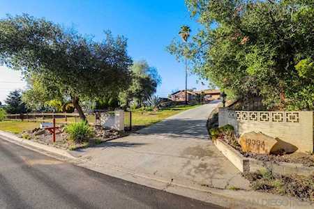 13334 Marjay Dr Lakeside, CA 92040