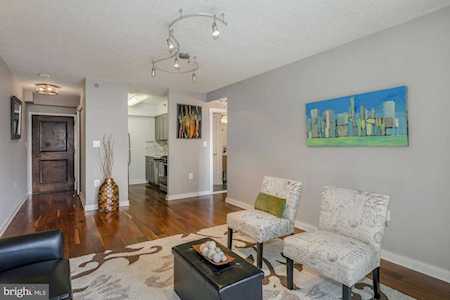 4801 Fairmont Ave #511 Bethesda, MD 20814