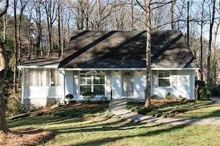 2604 Ridgemore Rd NW Atlanta, GA 30318