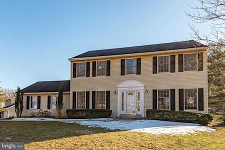 3808 Font Hill Dr Ellicott City, MD 21042