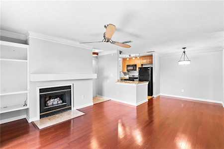 543 Granville Ct Sandy Springs, GA 30328