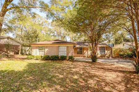 5605 Maple Forest Dr Tallahassee, FL 32303