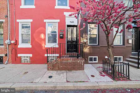 744 S Harshaw St Philadelphia, PA 19146