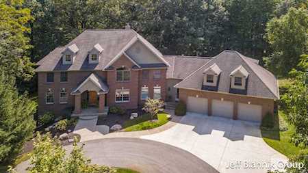 1128 SW Canyon Creek Ct Grand Rapids, MI 49534