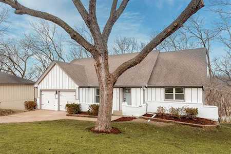 6714 Lawson Ln Parkville, MO 64152