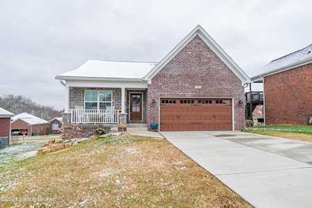 121 Lillian Ct Shepherdsville, KY 40165