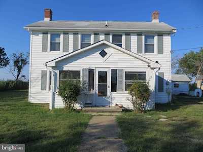 16428 Ball Point Rd Piney Point, MD 20674