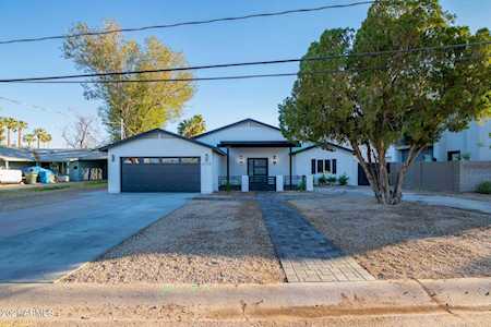 2715 E Turney Avenue Phoenix, AZ 85016