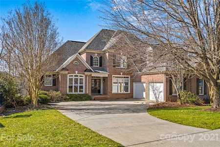 14020 Timbergreen Dr Huntersville, NC 28078