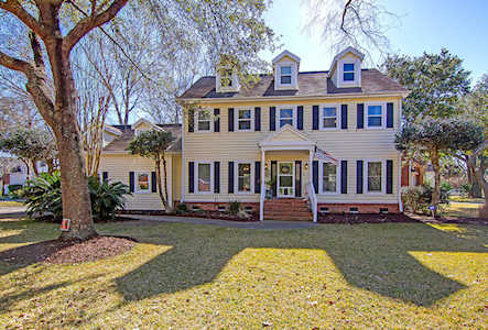 2096 Middleburg Ln Mount Pleasant, SC 29464