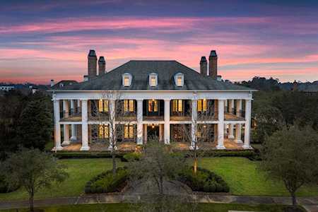 2 Georgian Row The Woodlands, TX 77380