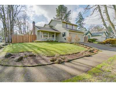 6994 SE Blaine St Hillsboro, OR 97123