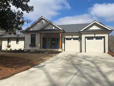 213 Meadow Drive Alpharetta, GA 30009