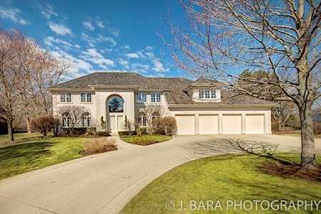 2244 Tennyson Ln Highland Park, IL 60035