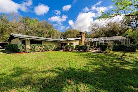 2576 Old New York Ave Deland, FL 32720