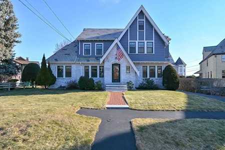33 Pine Ridge Road Medford, MA 02155