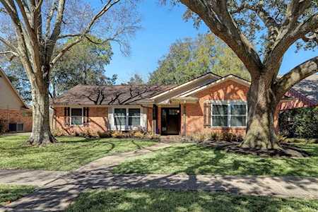 5506 Yarwell Dr Houston, TX 77096