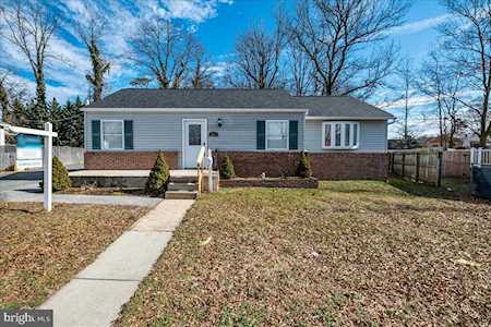 557 Munroe Circle Glen Burnie, MD 21061