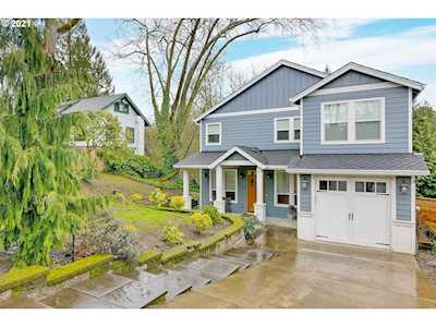 4412 SW Shattuck Rd Portland, OR 97221