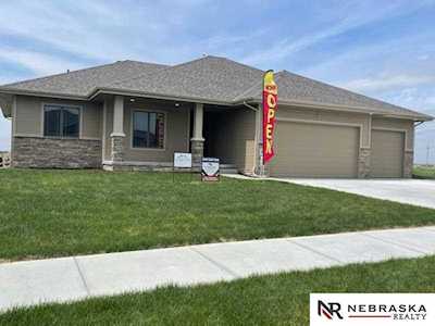 10010 S 187th St Omaha, NE 68136