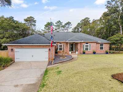 2196 Chase Drive Niceville, FL 32578