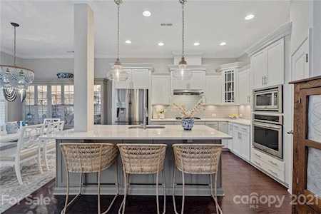 9110 Catherine Woods Place Charlotte, NC 28277
