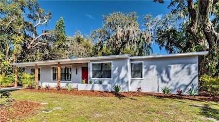 718 E River Dr Temple Terrace, FL 33617