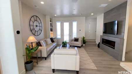 5188 W Lake Ave South Jordan, UT 84009