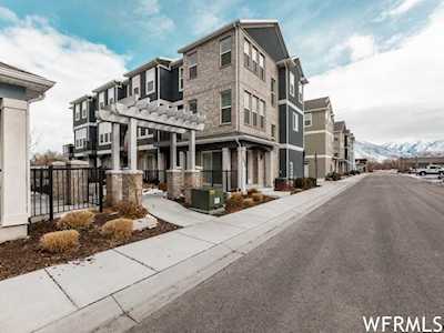 1806 W S Dalmeny Way Riverton, UT 84065